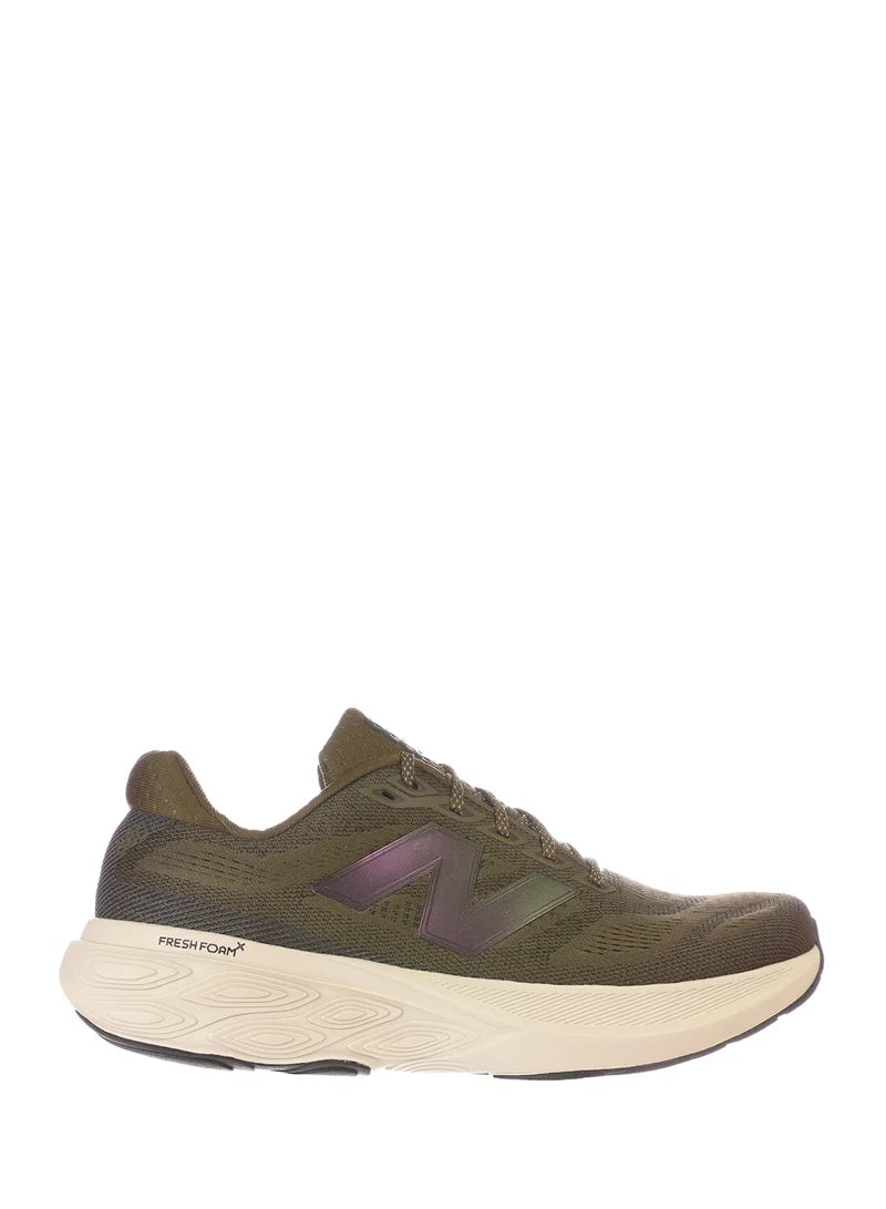 New Balance 880