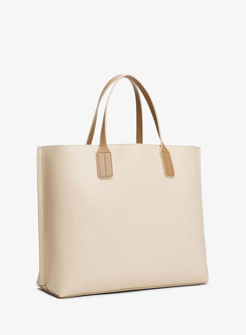 Tommy Hilfiger Hand Bag