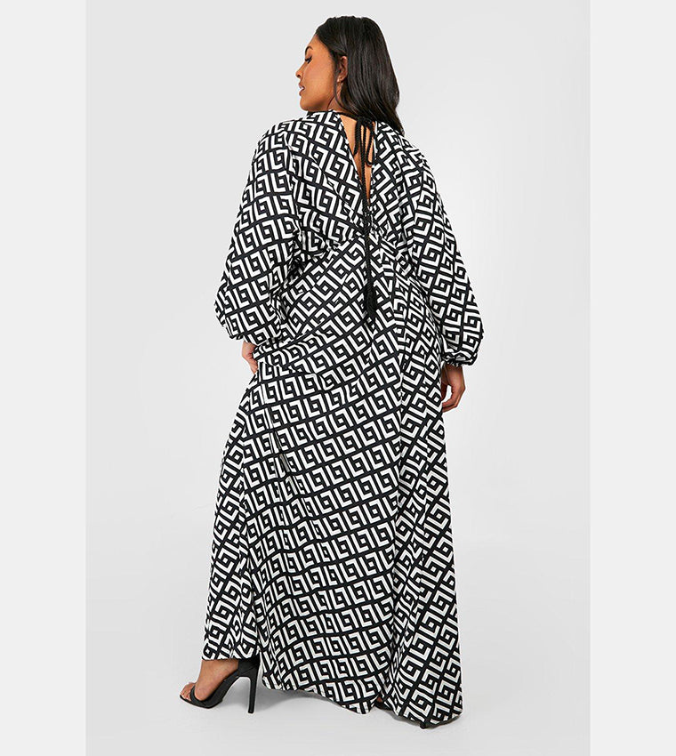 boohoo Geo Plunge Maxi Dress
